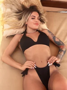 zoey_marie sun and beach Bilde 5