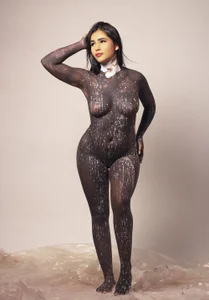 valen_rose0 paint body Pic 7