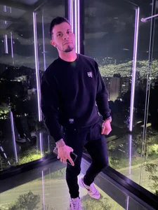 mike_burke Public Pic 4