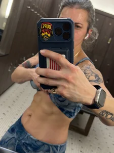 cumguzzler143 Milf รูป  5