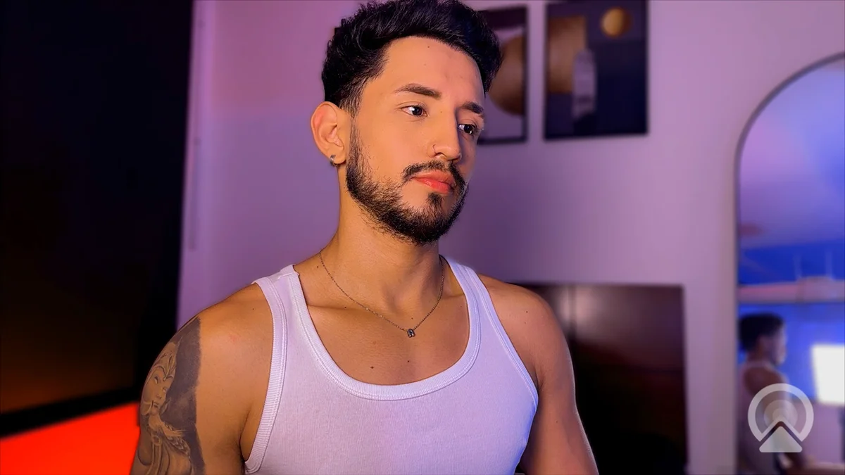 AxelKing1326 热门图片 3652