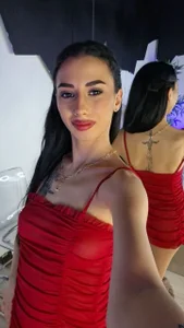 TiaCyrrus Public Bilde 4