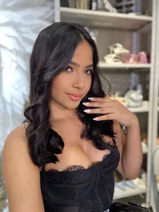 _Emily_Thompson_ Public Pic