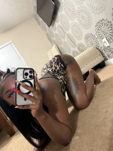 TheModestOne Public Pic 5