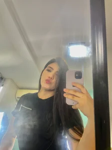 bella_sstone Hello, a pleasure (The love of your life) 😈💖 Billede 2