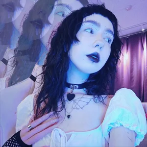 julscinamon_ Public Pic 2