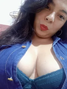 Mia-BOOBSPRETTYのPublicの 3枚の写真