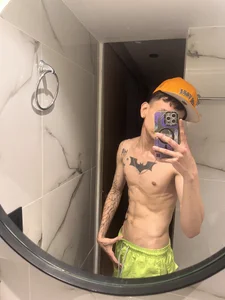 Skinny_batman 🦇 Pic 2