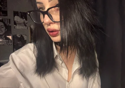 ForeTiff «Good girl in glasses» Pic 2