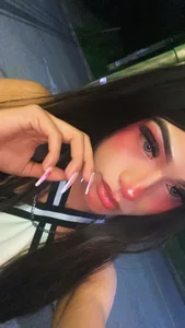 Cheer😝 de moonlyvelvet  7 Imagens