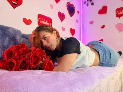 MaleiSummer: Public ( 2 фото)