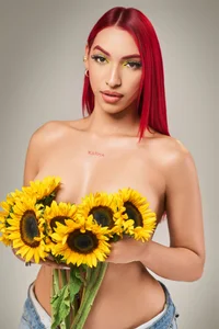 theladymonserrateshow Public Poză 7