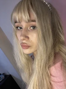 Zdjęcia Charlotte_Pretty Hey it’s me ❤️:  4