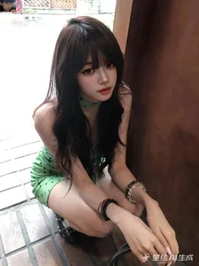 LinLin_698 Public Pic