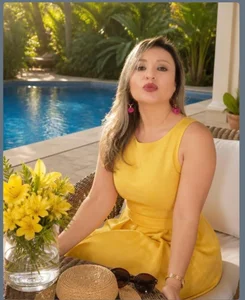 Tamara-Hall I'm sending you lots of kisses on your juicy dick🍆💦 Pic