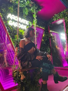 A night out together ☪️ de Georgina_Palacios_  5 Imagens