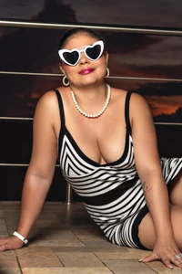 ElizabethWeil The Beachside PinUp⛱🍷 Immagine  5