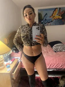 Afroditecash I am the original, the others are cheap copies.😎 Immagine  5