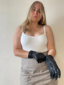 Thalia__Star new pics! Pic 2