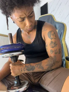 JhonyMiller_の🥵🥵🥵🥵の枚の写真