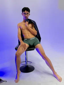 TOBIASFERRER HOT GREEN!! Pic