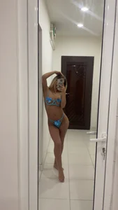 RahellaBlonde1 New outfits💗 Foto 6