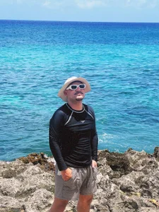 nicolas_cox: I LOVE THE BEACH ( 3 фото)