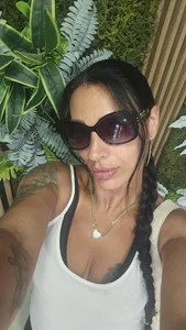 112Morena's Eu Sex Photo 1