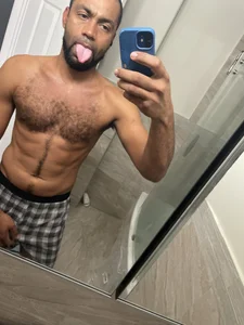 cumwithmeq69 Public Pic 4