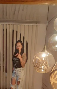 Alice_milf_ I love enjoying your company 圖片