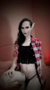 arthemisa_hot 🧛‍♀️Sexy vampire 😈 Pic 2
