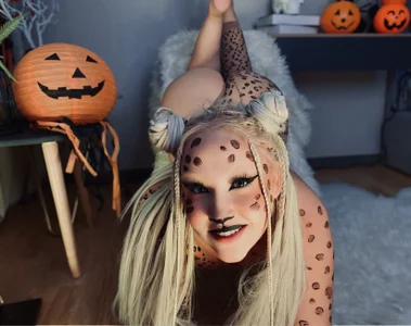 Do you like our Halloween outfits? de RollingTootsie  3 photos