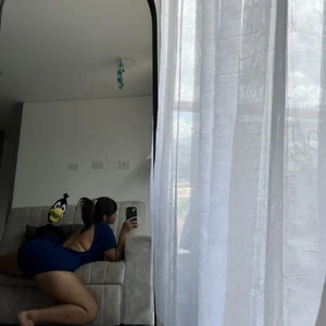 NikaVelvet1En casa图片 5