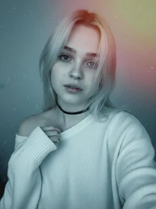 GennaYuste Warm Skin Aesthetic Bilde