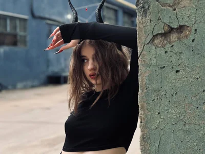 TinaDavil: Buy my soul from the devil ( 6 фото)