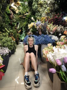 Lea_Elfie The flowers are as soft as my pussy 사진 7
