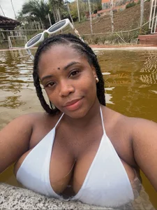 Tyra_Privacy a weekend break Immagine  3