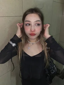 sillybloom Public Foto 5