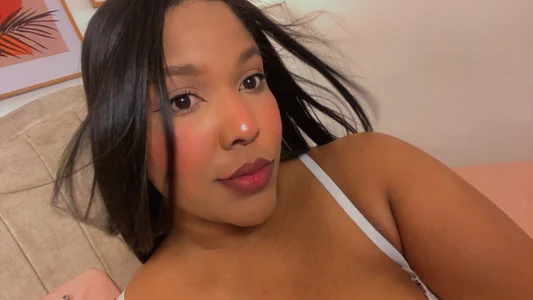 Pau_liLatina Beautifull图片 3