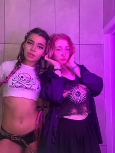 TameshaBetschart we're cool in neon Poză 2