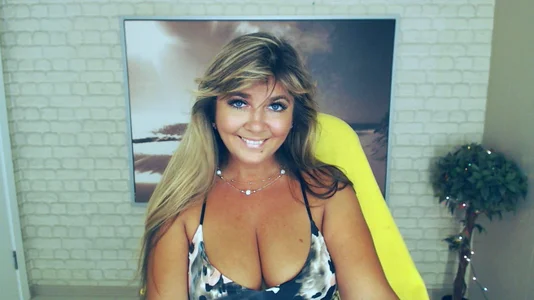 Malena_MiPublic Bild 2