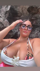 Melyssa20 Public Pic 2
