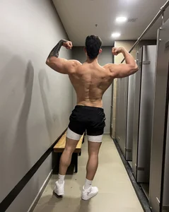 Hazzan_Velez Public  2. fénykép