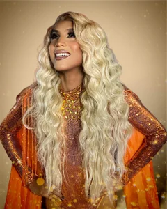 AnikaDragun hot and sensual Foto 3