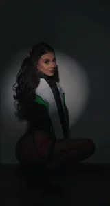 miss__charlotte7のNot everything natural is innocent 💚の枚の写真