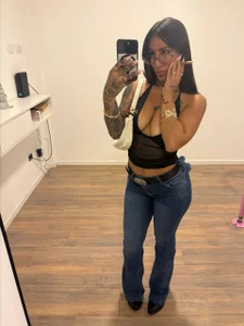 NicolleCooper Public Bilde 5