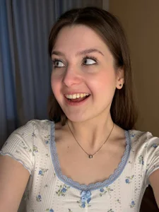 DeanUnnold shy girl Pic 5