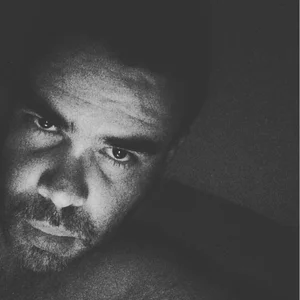 Sanders_White Black Key Pic 3