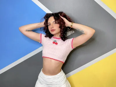 RIANA_SI: 𝐃𝐄𝐋𝐈𝐂𝐈𝐎𝐔𝐒 𝐂𝐇𝐄𝐑𝐑𝐘😋😋 ( 3 фото)