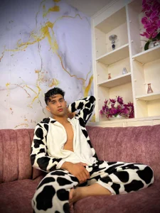 Milky_Boys Public Pic 8